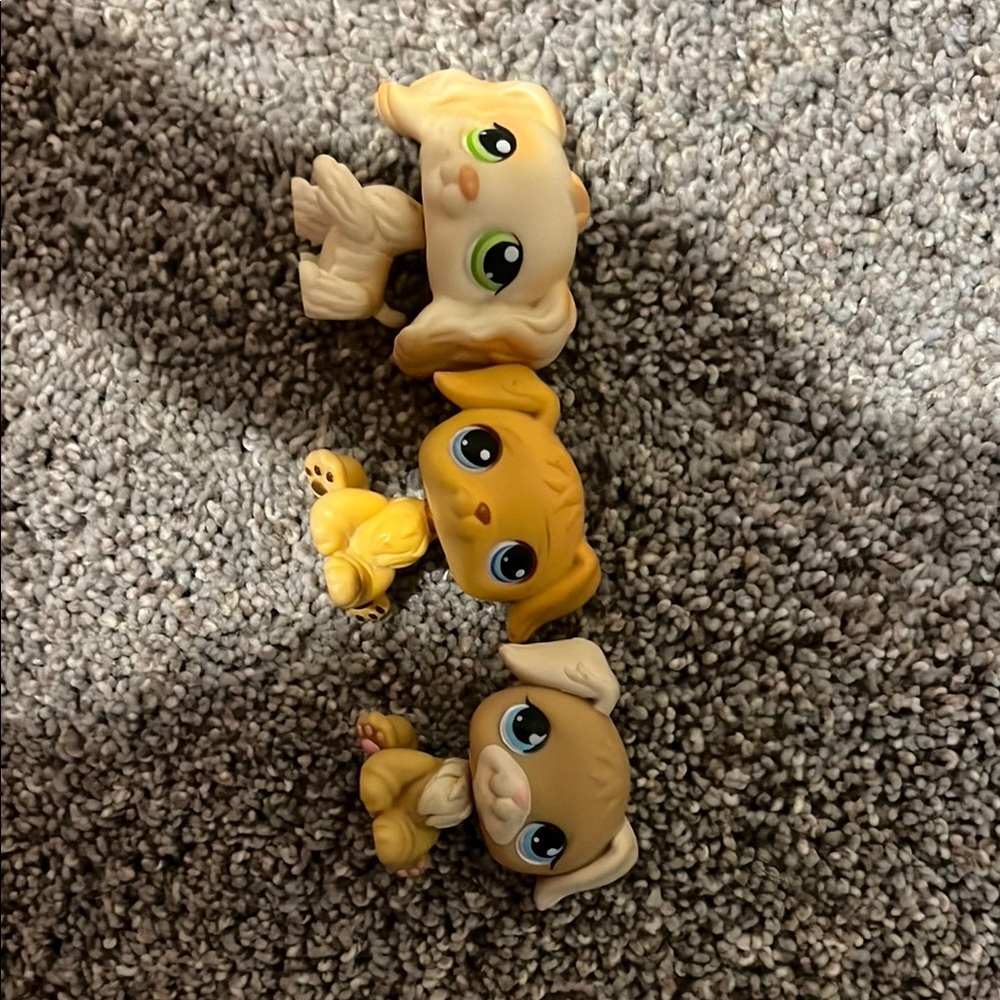 Set fo 3 cute littles pet shop dogs